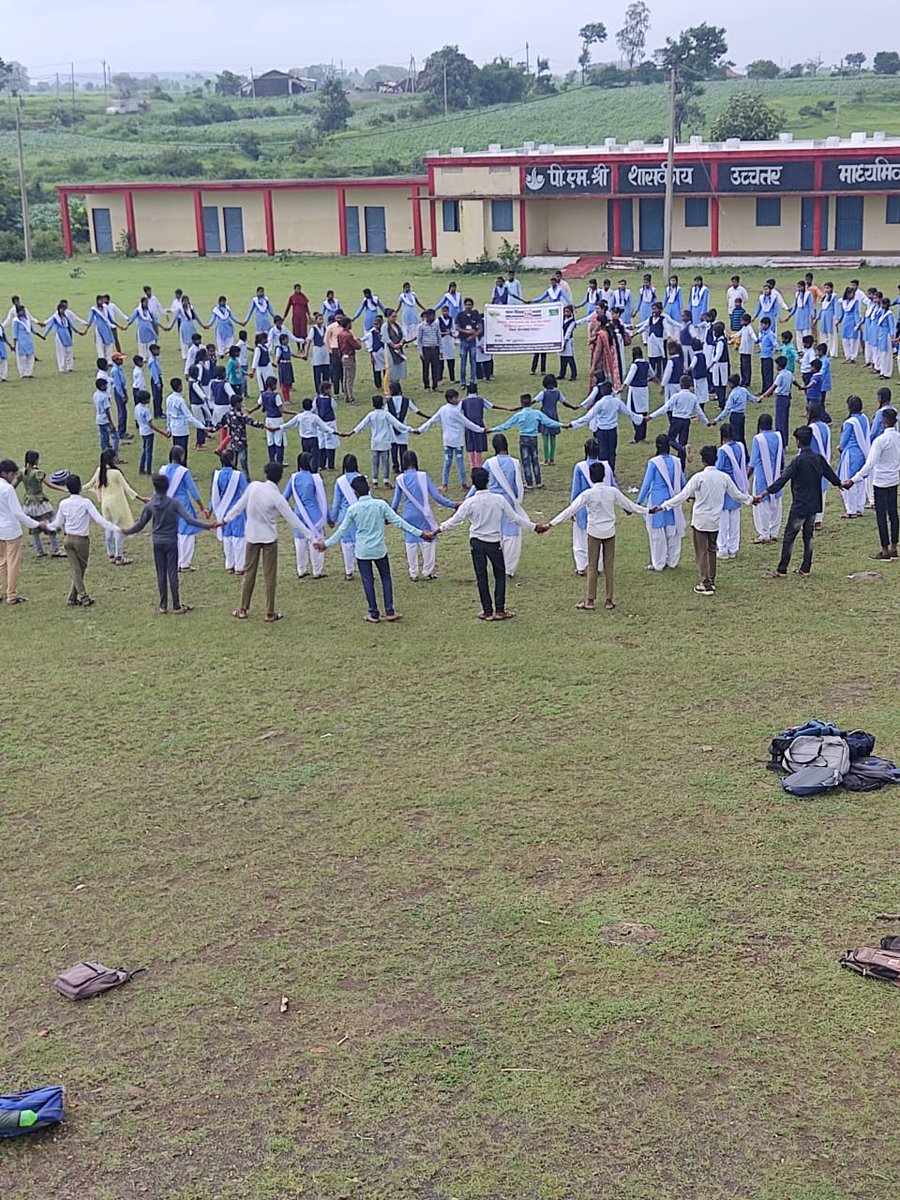 प्रदीपन संस्था स्कूल अवेयरनेस के माध्यम से बच्चों को बाल विवाह बाल श्रम बालियौन शोषण पर बच्चों को जागरूक किया गया प्रदीपन छिंदवाड़ा