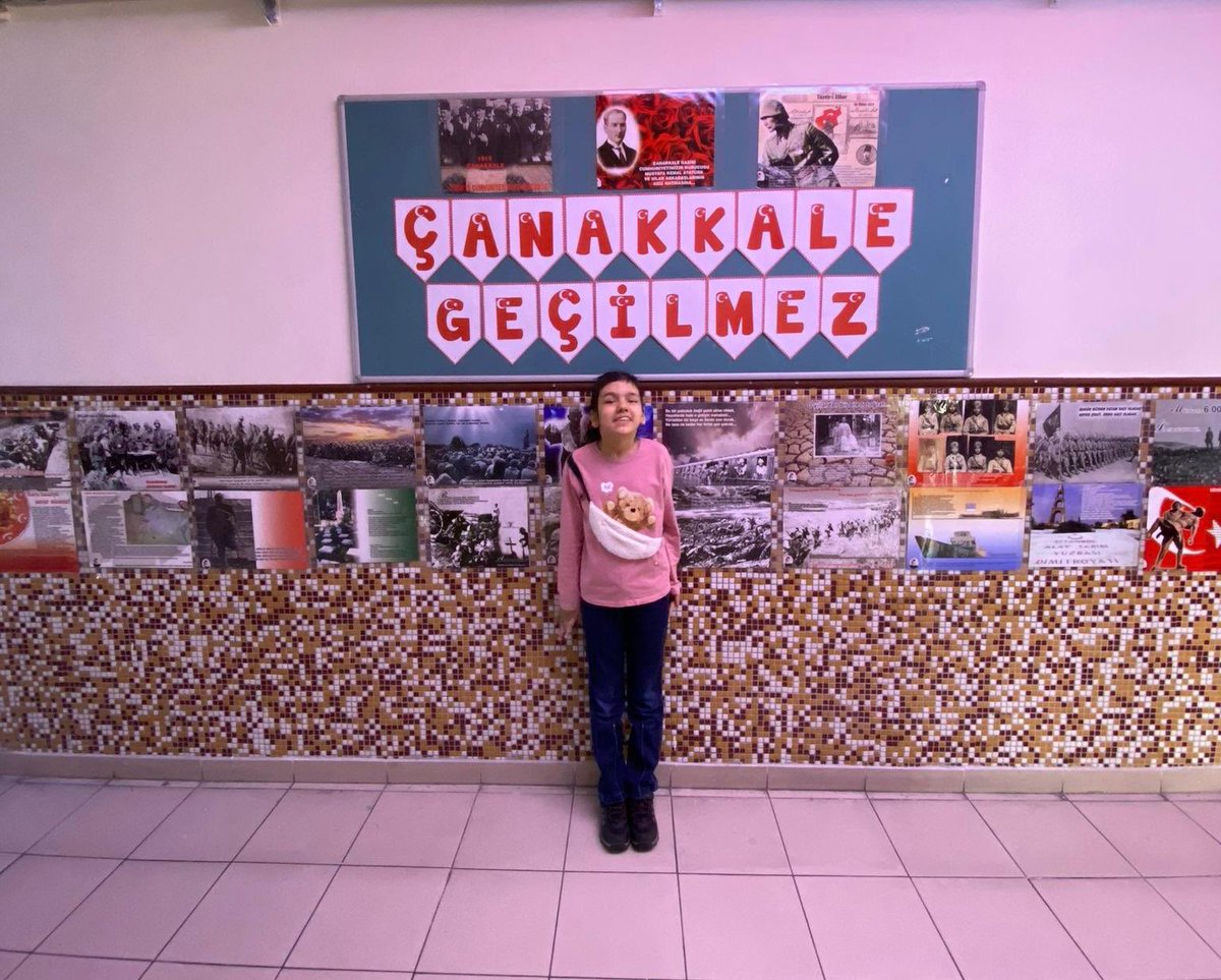 “Çanakkale geçilmez!” diyerek tüm dünyaya bağımsızlığımızı haykırdığımız bu kutlu günde başta büyük önder Mustafa Kemal ATATÜRK ve silah arkadaşları olmak üzere tüm şehit ve gazilerimizi rahmet ve minnetle anıyoruz. 

#18martcanakkalezaferi