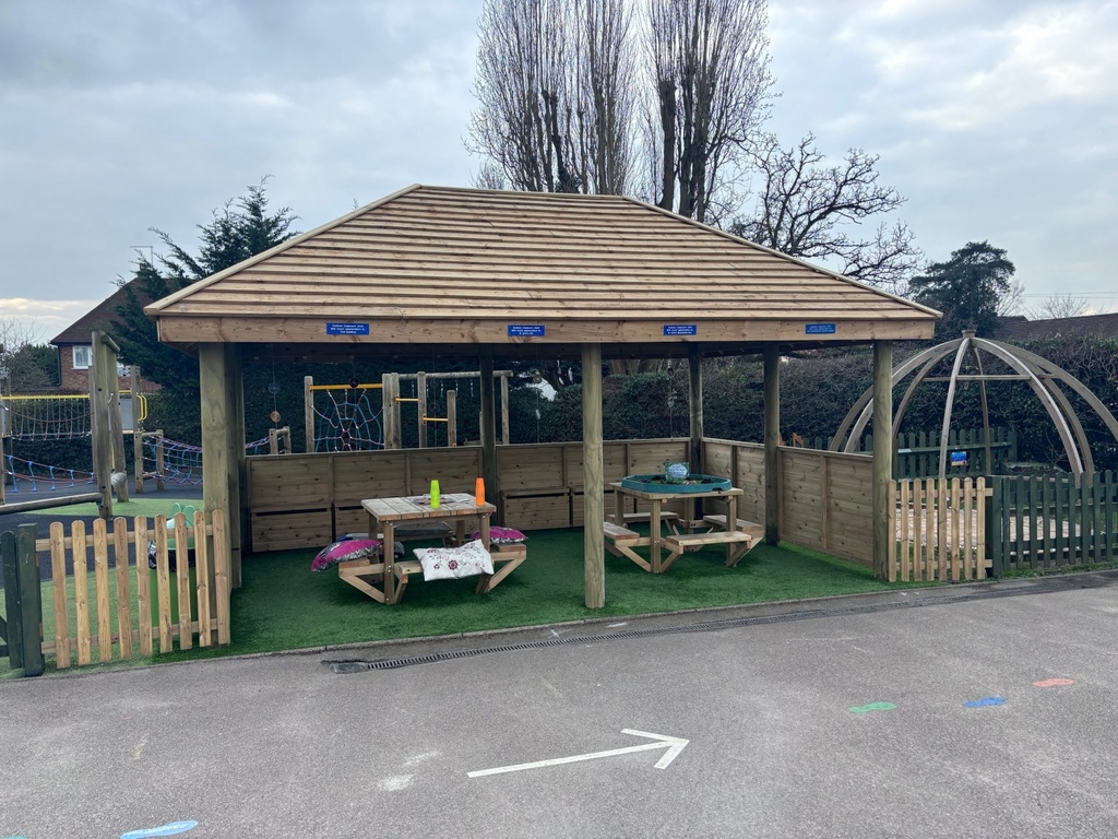 Very recently, we got the opportunity to replace an old outdoor #classroom that we installed 16 years ago with a new one. Complete with bespoke storage benches, we're very proud of this new #shelter, and proud of replacing equipment we installed so long ago that lasted so well!