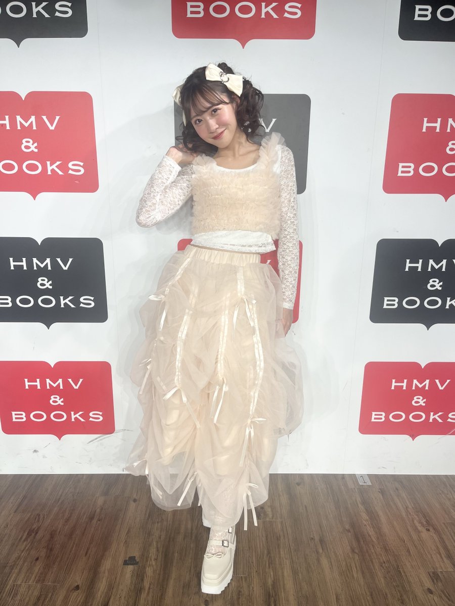 櫻井優衣1st写真集【公式】 (@yui_fz_1st) / Posts / X