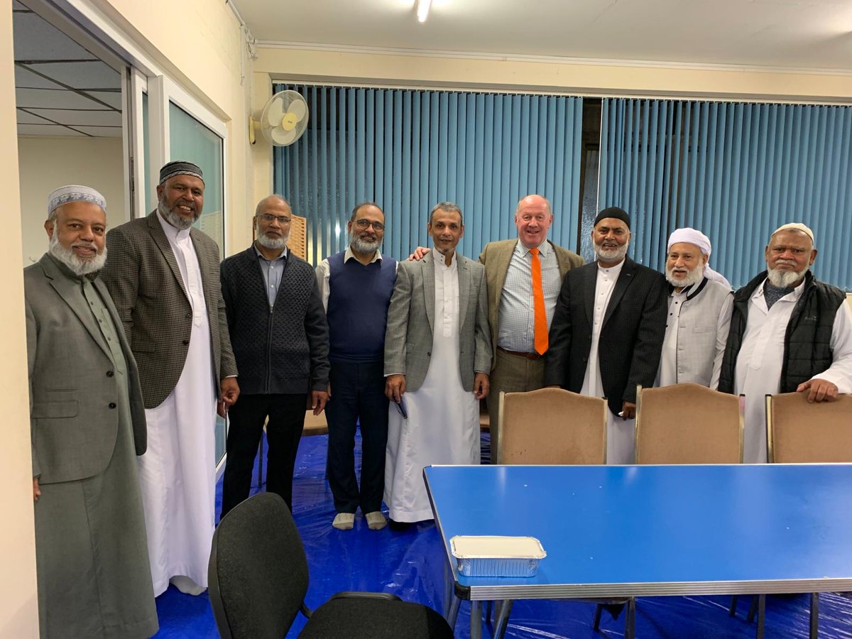 Last night, I joined senior members at the Ipswich Mosque for an Iftar event.

It was a beautiful gathering where people from different backgrounds came together to break their fast.

I look forward to catching up with them all again soon!

#Community #Iftar #Suffolk