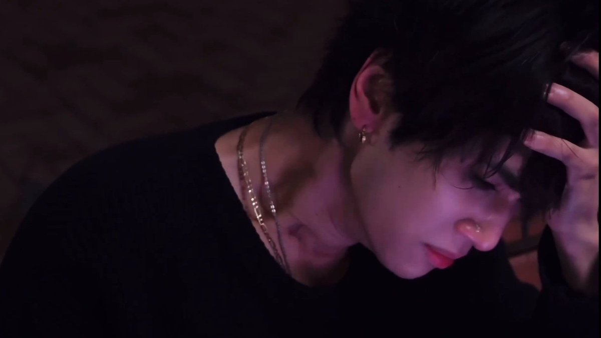 joongphilia's tweet photo. Mantan
— JoongDunk AU

"Kita tuh... dulu kenapa putus, ya?" https://t.co/ObKiLwnN43