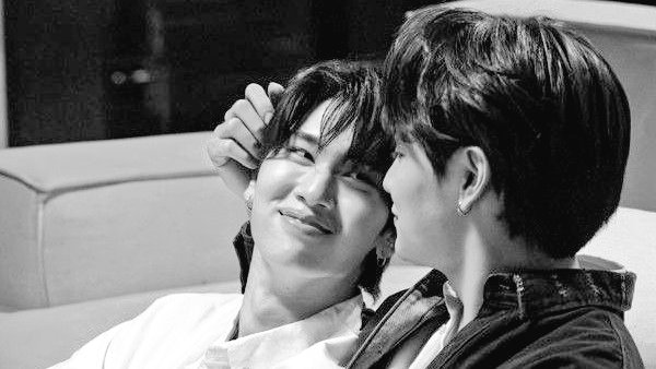 joongphilia's tweet photo. Mantan
— JoongDunk AU

"Kita tuh... dulu kenapa putus, ya?" https://t.co/ObKiLwnN43