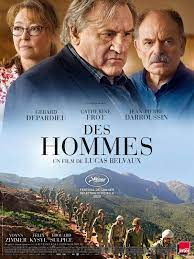 merlinpapin3's tweet photo. .@FredOL69007 Ce soir sur @France3 le film #DesHommes de Lucas Belvaux (2020)
Avec : Gérard Depardieu, Catherine Frot, Jean-Pierre Darroussin, Yoann Zimmer, Félix Kysyl, Edouard Sulpice, Fleur Fitoussi, Ahmed Hammoud, Clotilde Mollet, Amelle Chahbi, Farid Larbi, Michel Ferracci, Jérôme Robart, Mohamed Kafi, Catherine Chevallier, Sophie Pincemaille, Brigitte De Villepoix, François Feroleto, François Saint Pol, Bertrand Constant, Charlotte Talpaert, Yannick Morzelle, Jean-Baptiste Le Vaillant, Simon Parmentier, Lilian Dugois, Antoine De Foucauld, Félix Laudière, Kamal Haimoud, Charles Besnard, Sylvain Hawawini

Quatre anciens combattants français de la guerre d'Algérie rentrent chez eux après deux ans de combat dans ce conflit. Ils sont marqués à vie, mais ils gardent quand même le silence sur ce qui leur est arrivé pendant la guerre. Quarante ans plus tard, lors d'une fête d'anniversaire en hiver, ils retrouvent leur passé : une petite étincelle suffit à raviver la vieille douleur dans toute son intensité.