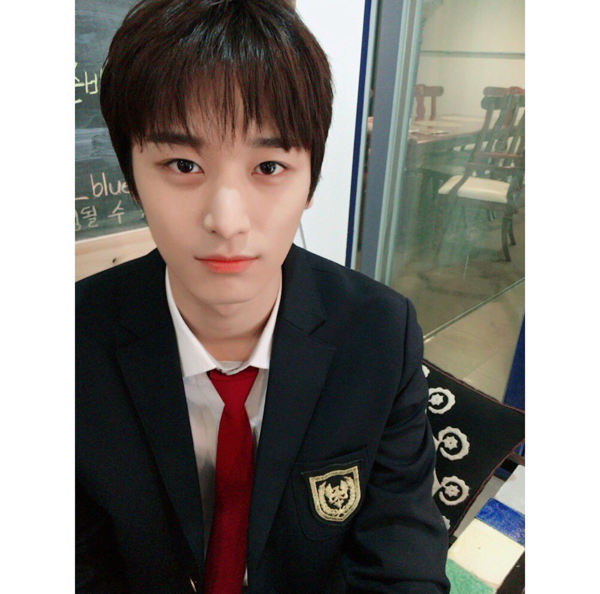 zzup0m's tweet photo. 오늘 뜬 사진 보고 아직 아기라구 생각했는데 옛날사진 보니까 진짜 아기임🥺 https://t.co/4ff3MwG3V1