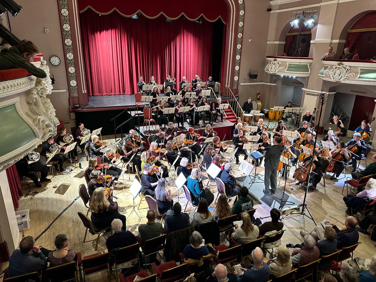🙏🏻Thanks to everyone who came to our concert last night!  Lots of great feedback on our exciting programme.  Thanks to our inspirational conductor <a href="/bencrickmusic/">Ben Crick</a> 
#ilkley #NewMusicSunday #symphonyorchestra