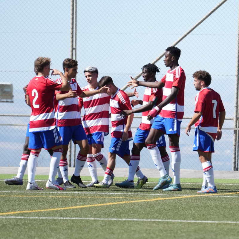 CanteraNazari's tweet photo. 📰❤️🔝

El Granada CF C consigue el ascenso a Segunda Andaluza

#𝘾𝙖𝙣𝙩𝙚𝙧𝙖𝙉𝙖𝙯𝙖𝙧𝙞 🇦🇹