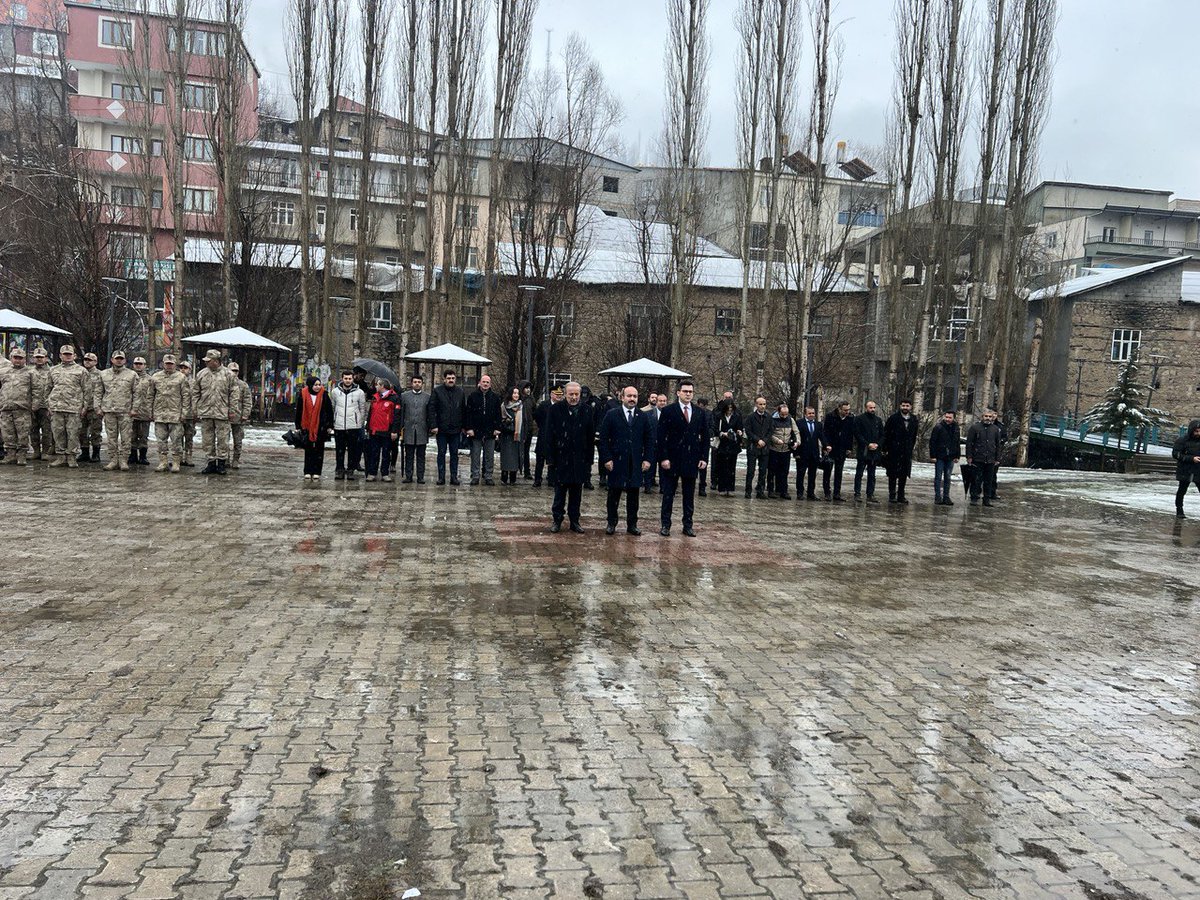 bahcesaraybel's tweet photo. İLÇEMİZDE 18 MART ÇANAKKALE ZAFERİ'NİN 109. YILDÖNÜMÜ MÜNASEBETİYLE ŞEHİTLERİMİZİ ANMA  PROGRAMI DÜZENLENDİ. https://t.co/7gUOcbr20q