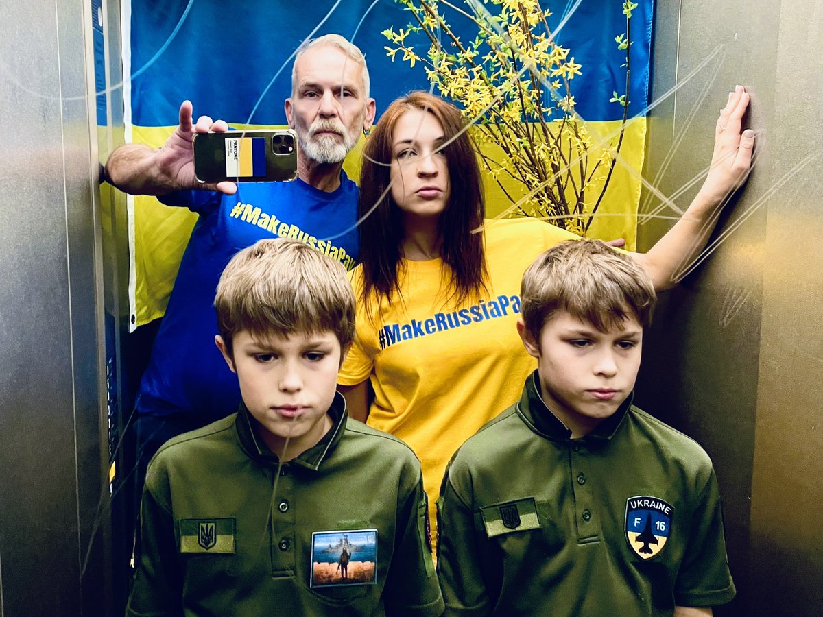 wilde_frank's tweet photo. #UkraineIsStrength #UkraineIsFreedom #UkraineIsSolidarity #UkraineIsEmpathy #UkraineIsDignity #UkraineIsUnity #UkraineIsResistance #UkraineIsVictory #UkraineIsLove #FreeAzovstalDefenders #VictoryForPeace #MakeRussiaPay 🙏💙🇺🇦💛🙏 https://t.co/HS17yKpaRN https://t.co/GmAe3nvid4