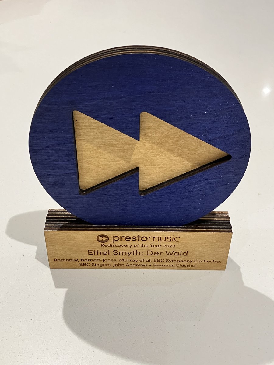 Thrilled to have received a physical award through the post from Presto Music to celebrate our win of the 'Rediscovery of the Year 2023' for our recording of Ethel Smyth's opera 'Der Wald'! @JKAConductor @BBCSingers @BBCSO