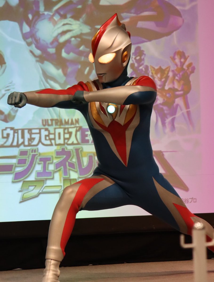 どれもかっこいい😭 #ウルトラマンコスモス #フューチャーモード