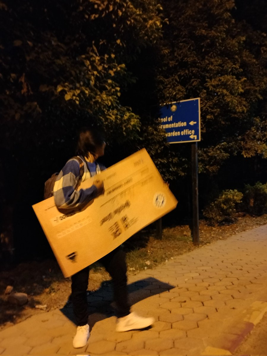 icantcodefyi's tweet photo. Won 1st at HackHive #techhunterssss #hackhive
A wonderful experience with alot of stuff to explore the harry potter theme was too good and me wearing a potter tshirt on first day hehe
Loved the hackathon experience 10/10 would come again and win 1st position ;p https://t.co/gpyHucR9NF