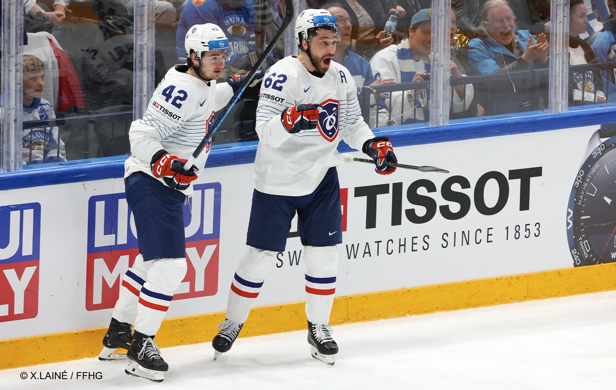 Équipes de France Hockey 🏒 (@hockey_fra) on Twitter photo 😮 On a la même réaction que <a href="/FloChak/">Florian Chakiachvili</a> quand on apprend que c'est son anniversaire aujourd'hui 😁
Bon anniversaire à notre défenseur, qui fête ses 32 ans 🎉
#TeamFranceHockey 😮 On a la même réaction que <a href="/FloChak/">Florian Chakiachvili</a> quand on apprend que c'est son anniversaire aujourd'hui 😁
Bon anniversaire à notre défenseur, qui fête ses 32 ans 🎉
#TeamFranceHockey