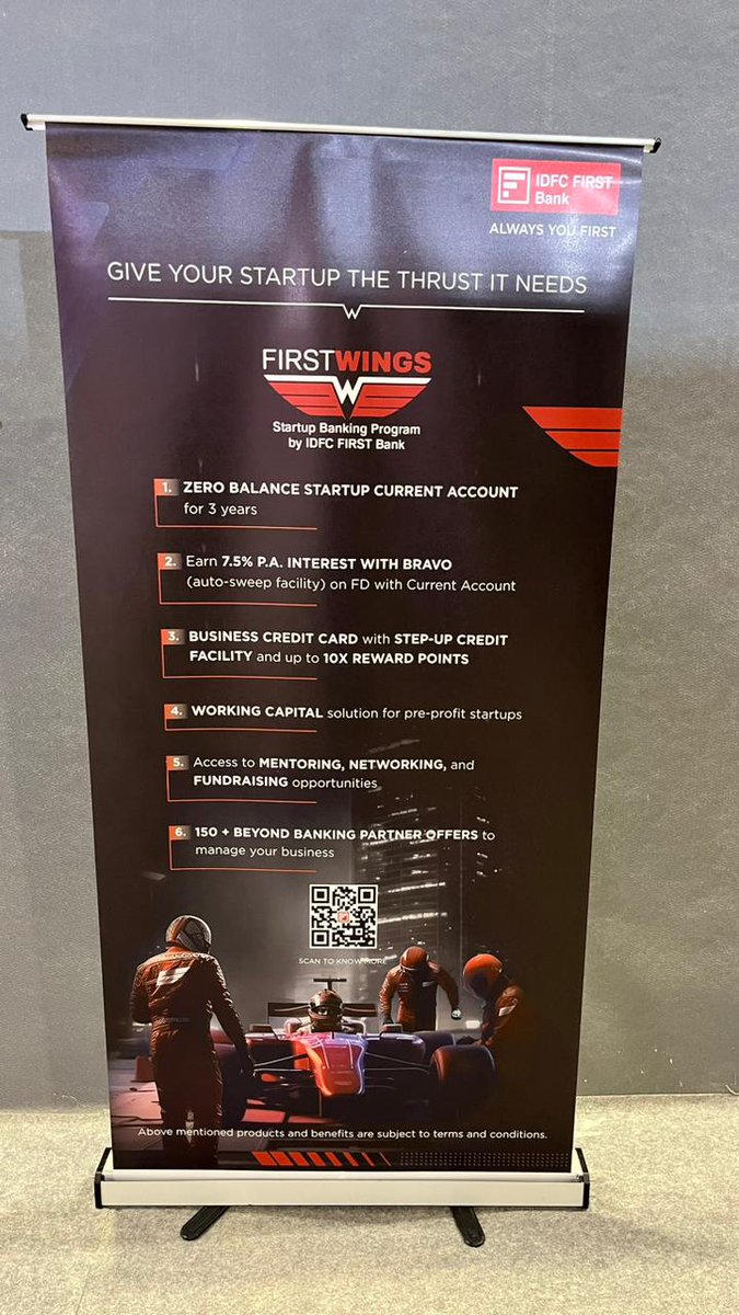 IDFCFIRSTBank's tweet image. A culmination of the fresh innovations and the spirit of young India - #IDFCFIRSTBank supporting one dream at a time!

#AlwaysYouFirst #FIRSTWings #StartupBanking #Startup