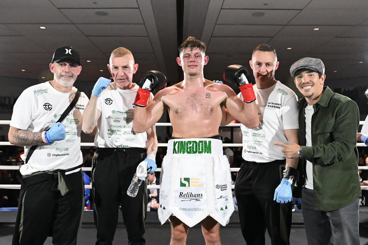 🥊

USA debut ☑️ 

@kevincronin_ky (7-1-1) was successful on his American debut, stopping Patrick Pierre (5-27) in the 4th round 💥 

The Irishman will be hoping for a big 2024‼️

@ConlanBoxing | @JamieConlan11 

#SimBoxx