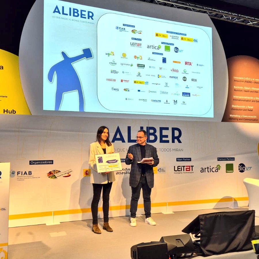 @breadfree_es @esFIAB @AlimentariaBCN @EduardoCotillas @UPV @ConchaAvila @UniBarcelona @Ecotrophelia_ES 🏆 Premios #Ecotrophelia 2024 🏆 🥉 El tercer premio es para el proyecto 'Olívate en el sur' de @Univcordoba 👏 🟦 #ALIBER2024 🟨