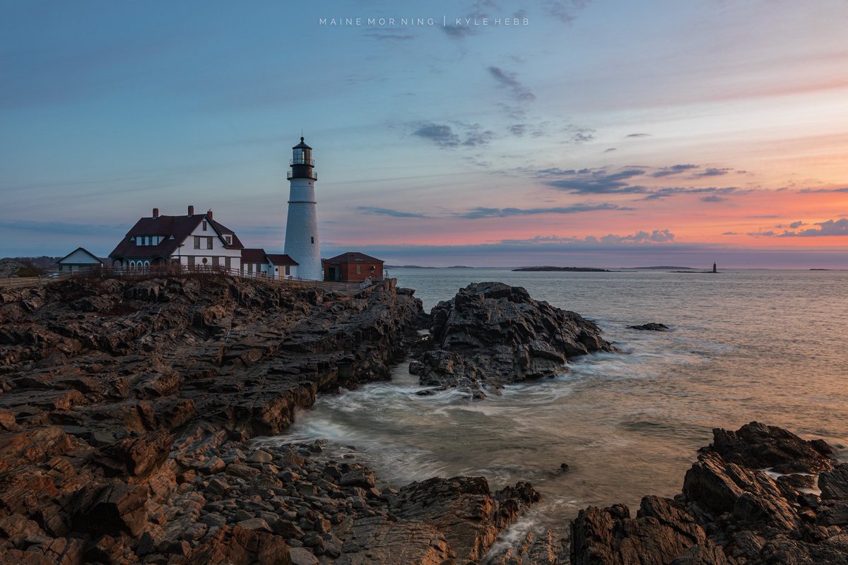 kylehebb's tweet photo. So much to be said for arriving early, long before the sun comes up; standing and appreciating the morning - long before setting up the camera. The slower pace makes for better images I think? https://t.co/s6XxOjLA8Q