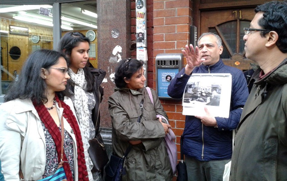 Looking for @QMUL_HSS student (UK undergrad Global Majority background) to work on project with myself @SwadhinataTrust and @FourCornersE2 to create app-based east London Bengali heritage trail focused on Shadwell area. Stipend £500/wk for 8 wks June-Aug. qmul.ac.uk/doctoralcolleg…