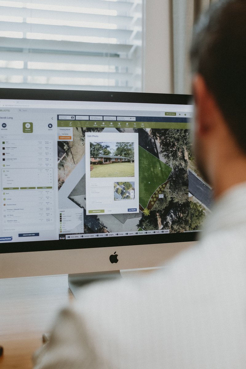 Start your week right: Streamline your outdoor service business with SatQuote. #MondayMotivation #BusinessGrowth #LandscapingTech