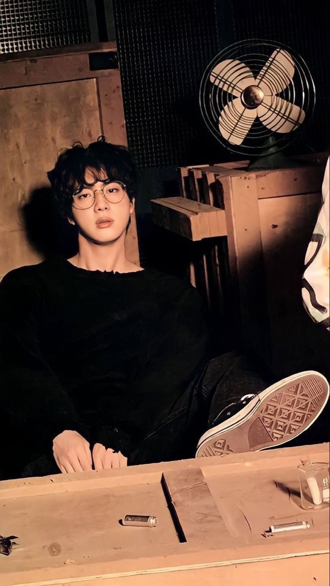 KingSeokjinBr's tweet photo. RUMO AO 1BI

JIN ultrapassou os 910 milhões de streams em seu perfil do Spotify!

Por favor, dêem streams em playlists com as músicas do Seokjin e vamos bater o 1 bilhão antes da volta dele.
Temos 86 dias!

#TheAstronaut #JIN #SEOKJIN #BTSJIN #진 @BTS_twt #방탄소년단진 https://t.co/7MUulk74TA