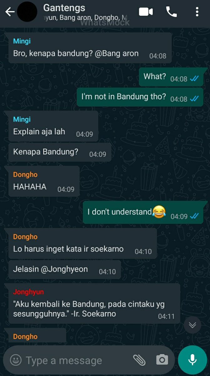 unicornhwang's tweet photo. #NUEST lokal au!
"Kenapa Bandung?"
© universe anak-anak mamah; #ubiverse https://t.co/bqo1NdH6GB