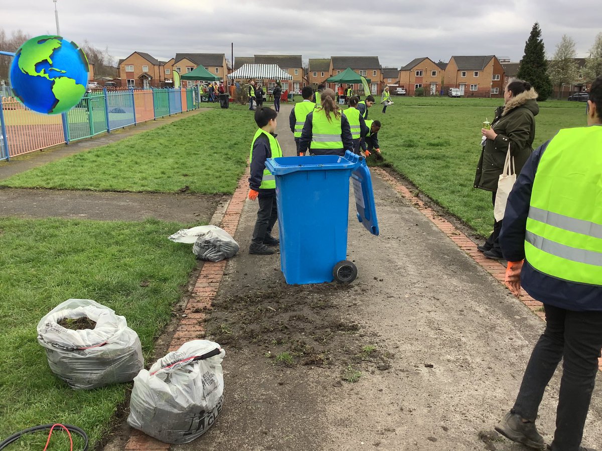 CE School of the Resurrection tweet media