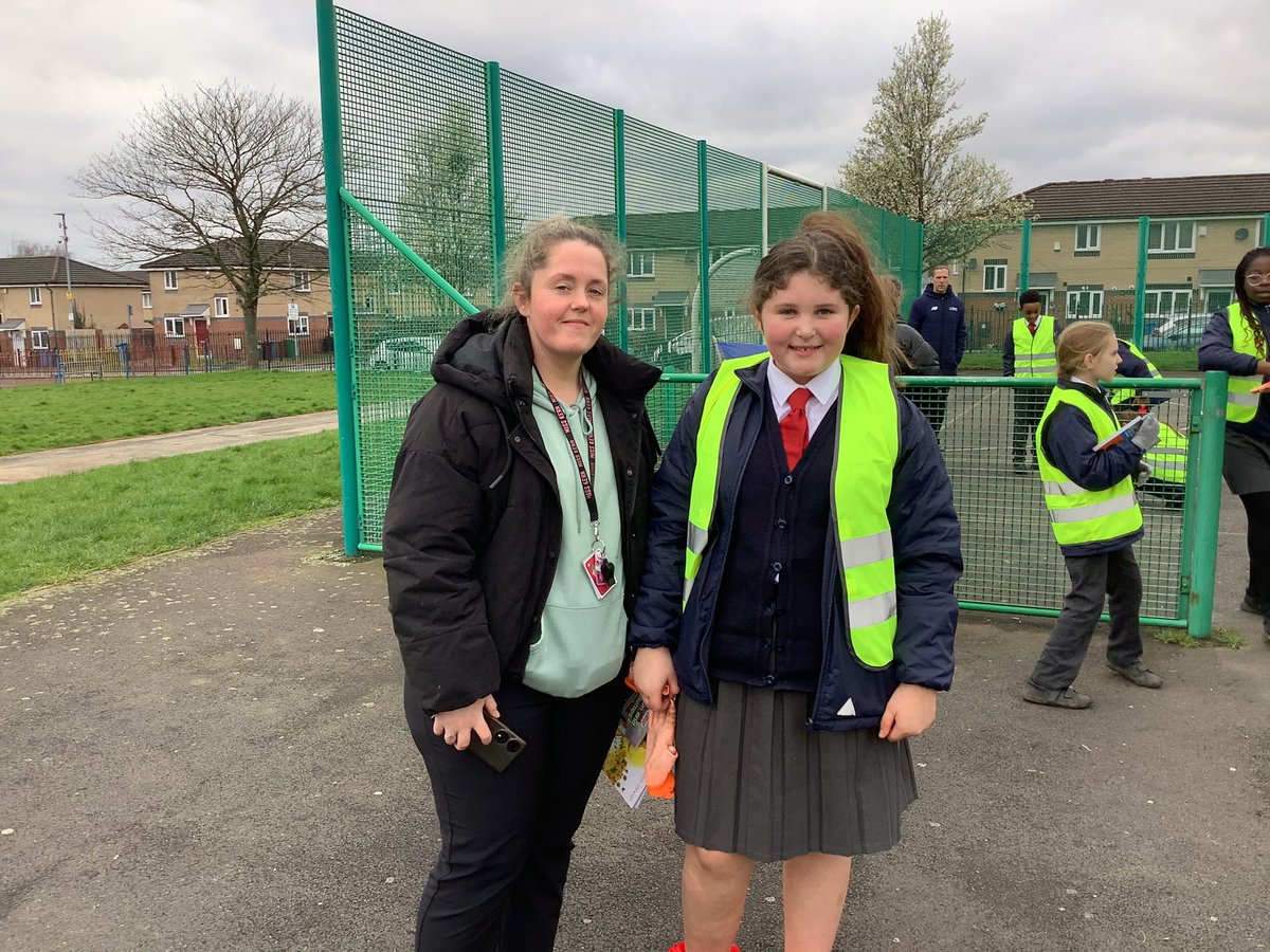 CE School of the Resurrection tweet media