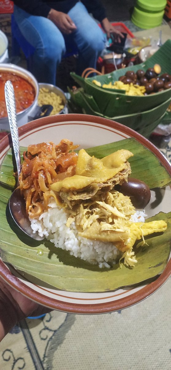 Nasi Liwet Bu Widodo Simpang lima...

Cc yg punya Semarang <a href="/hendrarprihadi/">Hendi (Hendrar P)</a>