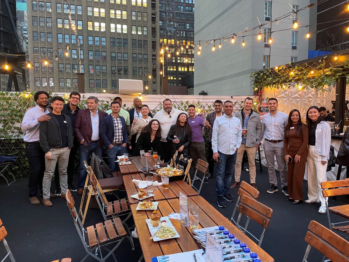 Visionet was proud to host #Microsoft at a rooftop social gathering in the heart of Times Square, NY that was hosted by Deepak Das, our SVP Microsoft Business Channel. The weather was perfect for the occasion to move the rooftop garden to connect and collaborate.