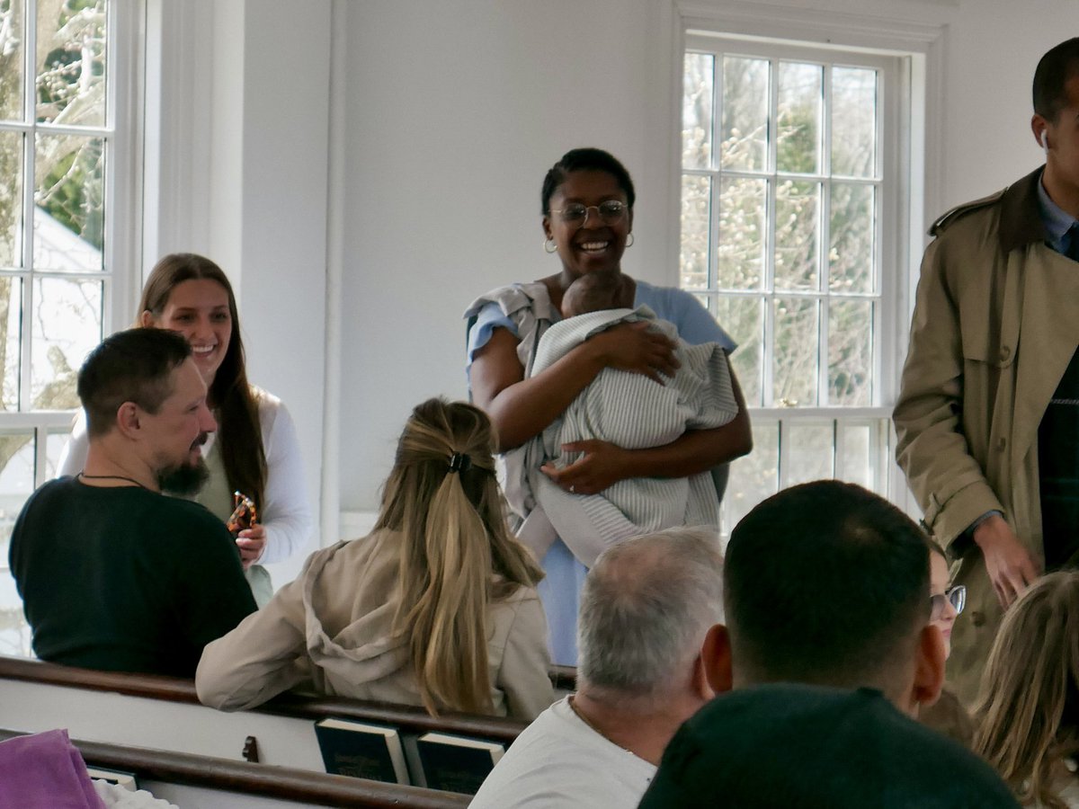 nhnewtown's tweet photo. Sunday Photo Dump⛪️
A full house, 11 first-time visitors, and God at work through the worship and preaching/teaching of His Word make for a great Sunday! 🙌
1 Peter 5:7 - Casting all your care upon him; for he careth for you.🙏
#nhnewtown #newheights #newtownct #sandyhookct https://t.co/p6GmdMmVBi