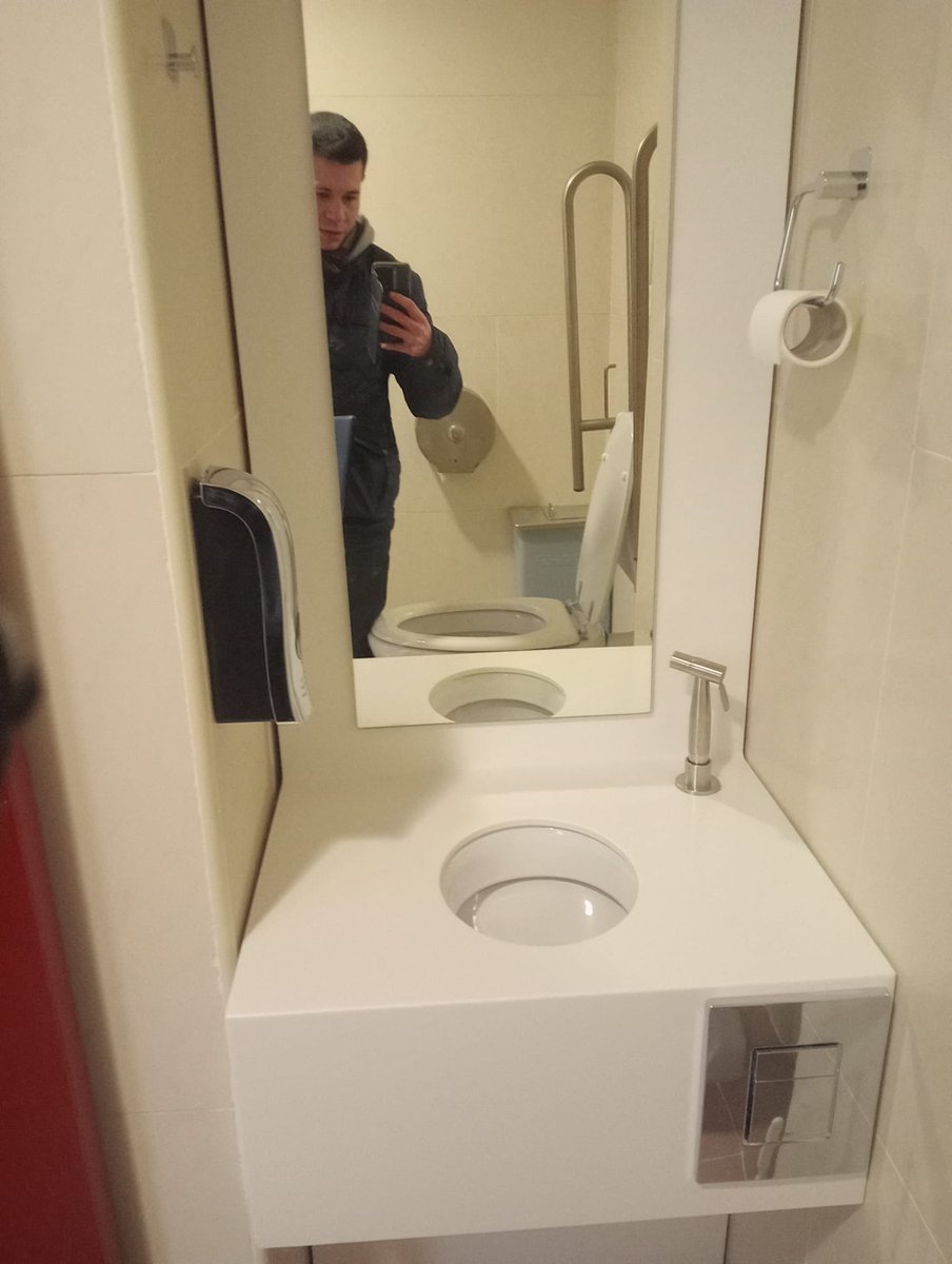 🗣️ La Delegación de Bienestar Social de la Ciudad de Cuenca, cuenta con su primer baño para personas #Ostomizadas.

‼️Siendo el primer servicio adaptado para la Ciudad y la Provincia‼️

Esperamos que sea el primero de muchos servicios adaptados para el colectivo de #ostomizados