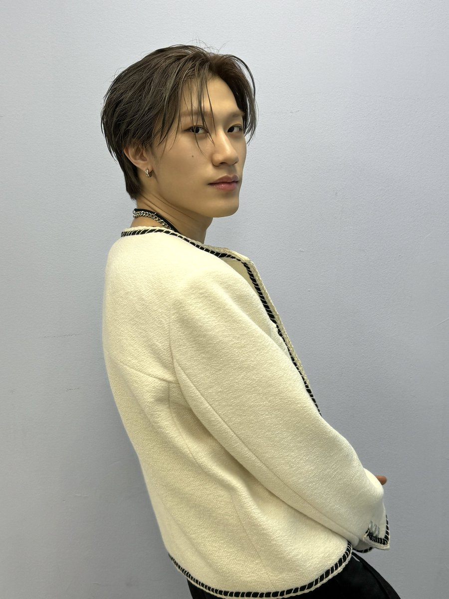 _YEDAM_OFFICIAL's tweet photo. [📸]

BY:D Come To Me 💚 

#방예담 #BANGYEDAM
#ComeToMe #컴투미 https://t.co/AcxGuMbcBK