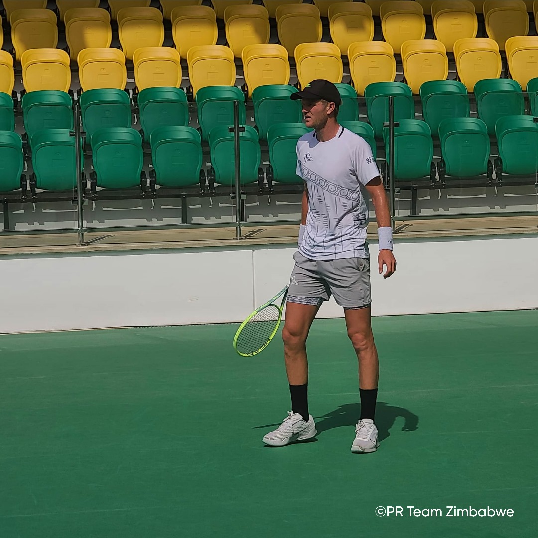 Zimbabwe’s top seed Benjamin Lock is through to the quarterfinals of the 2023 African Games after beating Ghanaian Isaac Nortey 6-3 6-1. Its #GameOn #TeamZimbabwe #GoTeamZim