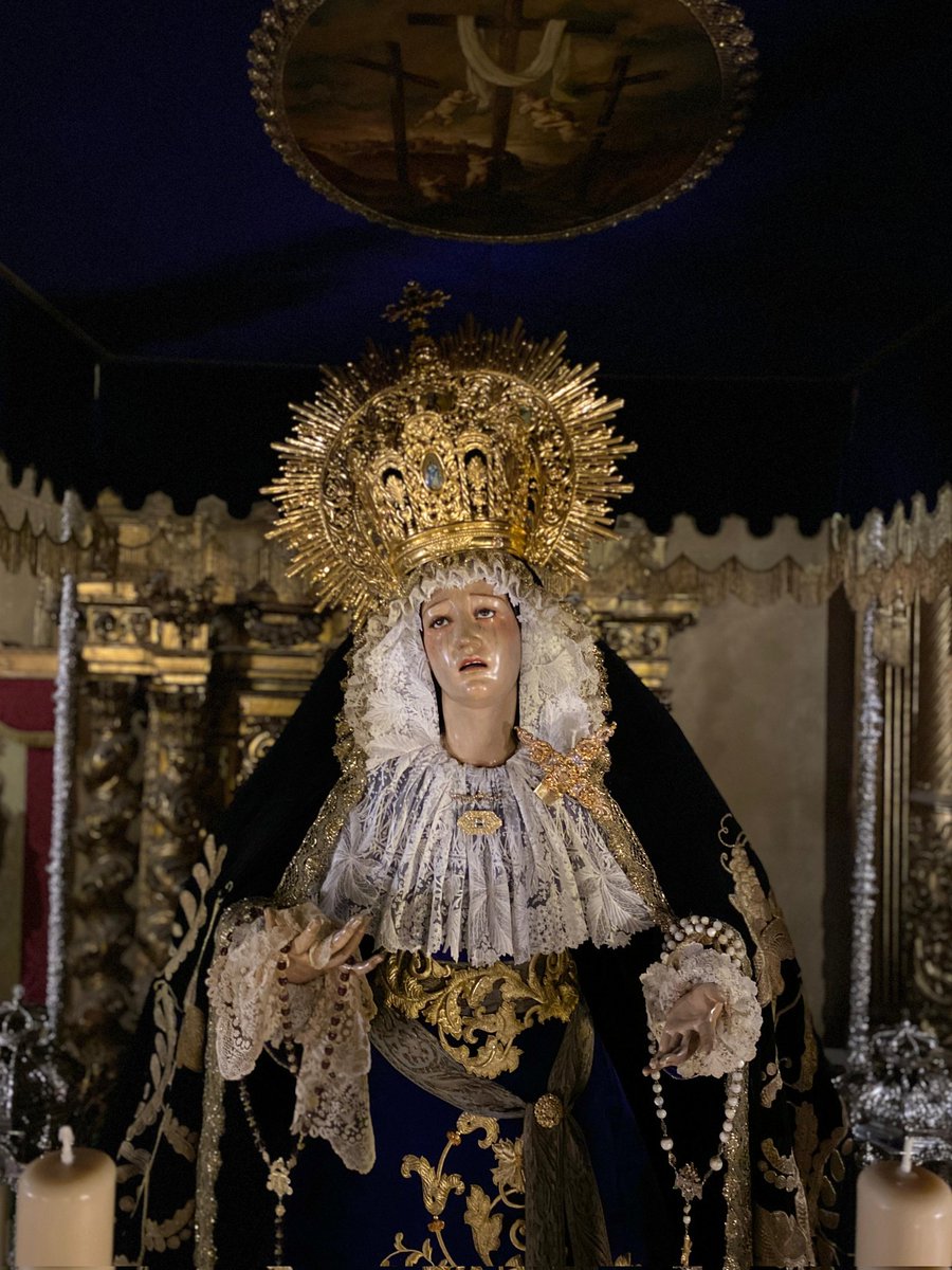 CalvarioCordoba's tweet photo. #Actualidad Nuestra Señora del Mayor ya se encuentra en su paso de palio a la espera de un nuevo Miércoles Santo. https://t.co/S1vNydmYIn