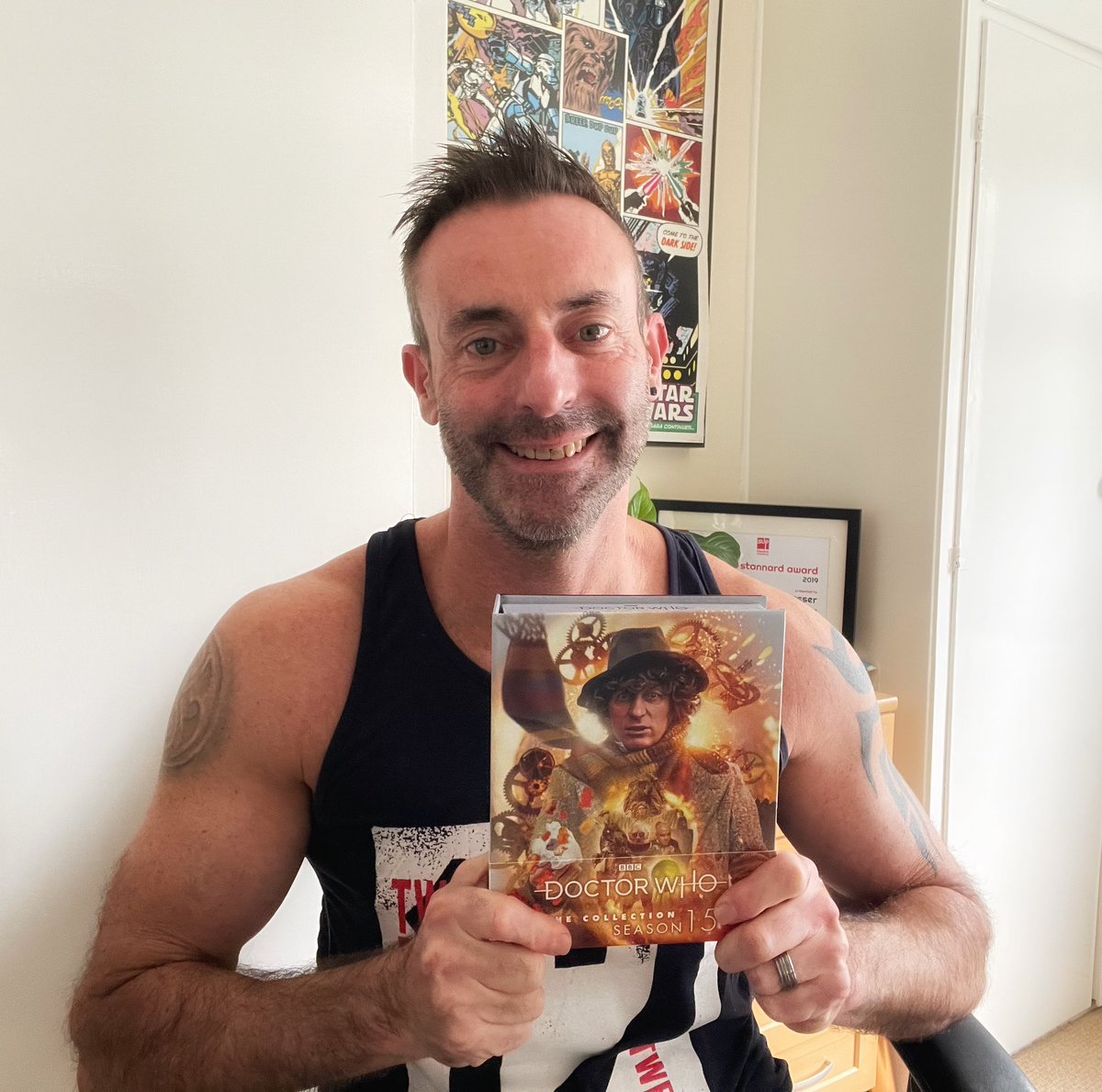 PaulCresser's tweet photo. Contact has been made!

I’ll be heading back to 1977/78 later 😀

#doctorwho #doctorwhobluray #doctorwhothecollection #whovian #doctorwhofan #contacthasbeenmade https://t.co/3tETHjhf09