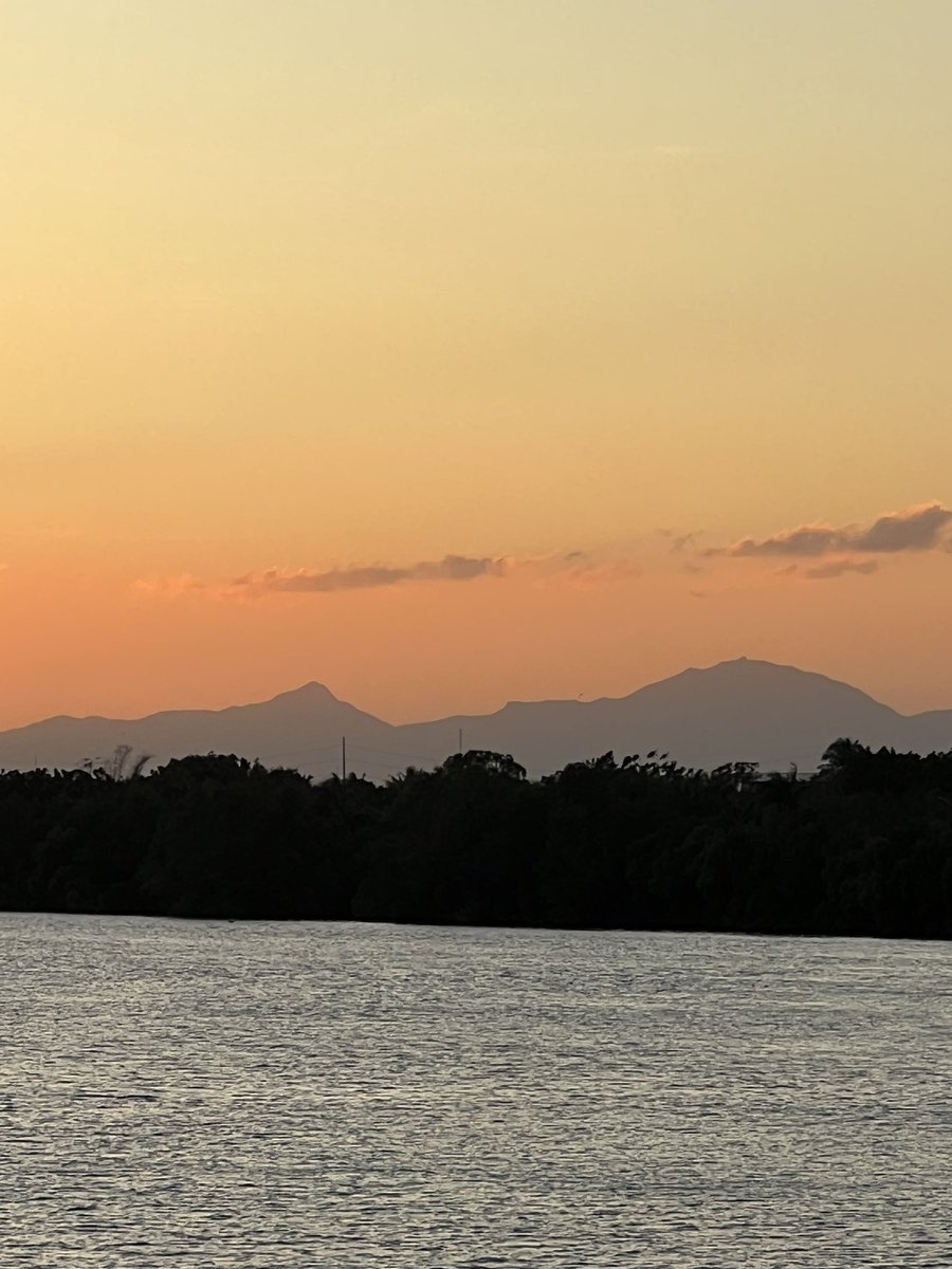 esnprz's tweet photo. Iloilo sunset! 🫶😍 https://t.co/ZgiJk9S1nL