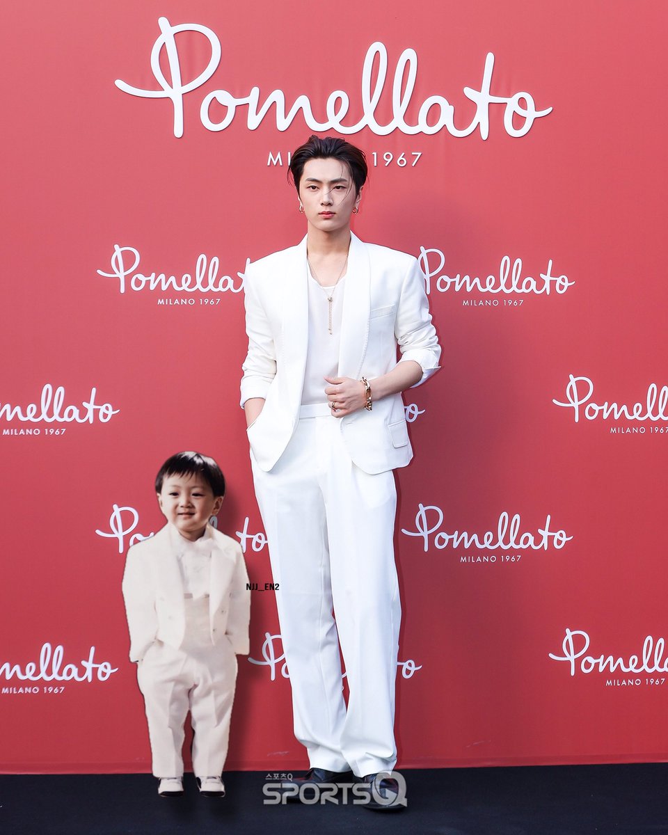 可愛い🐈‍⬛🐈‍⬛🤍
#ジェイ #제이 #JAY #엔하이픈 #ENHYPEN
#Pomellato #포멜라토