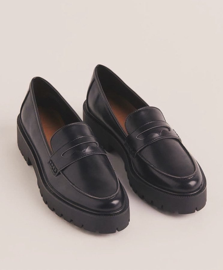 O2D_foots's tweet photo. Handmade High sole wet-loafs
7-10 days 
Price #35,000 (delivery not inclusive)
#saskay #gift #naija https://t.co/XoOpfRz9KJ