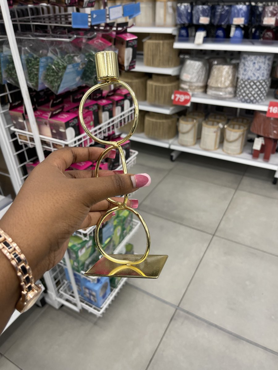 DropdLive's tweet photo. Gold stylish candles holder😍from @PEPstores_SA  home✨ for only R59.99🔥. Store Location: Mall of Africa📍.

#dropd #TRENDING #GirlTalkZA  #pephome #pep #homemade https://t.co/1KjrSQSkX9