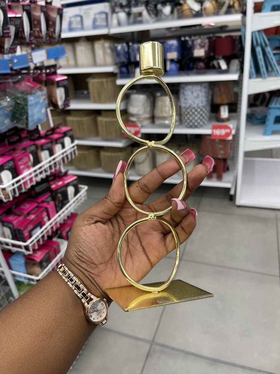 DropdLive's tweet photo. Gold stylish candles holder😍from @PEPstores_SA  home✨ for only R59.99🔥. Store Location: Mall of Africa📍.

#dropd #TRENDING #GirlTalkZA  #pephome #pep #homemade https://t.co/1KjrSQSkX9