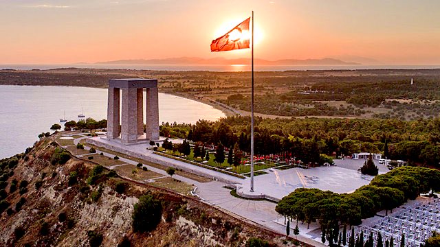 The nation has come together to mark the 109th anniversary of a pivotal triumph during World War I, remembered as the Çanakkale Victory and Martyrs’ Day, with numerous commemorative ceremonies and events across #Türkiye #18MartÇanakkaleZaferi 💫 #ÇanakkaleGeçilmez 🇹🇷