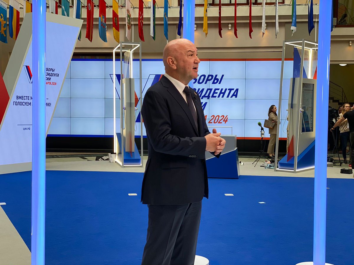 Интервју за руску државну ТВ Россия о томе како су протекли избори где је убедљиво победио председник Путин са 87,4% у условима рекордне излазности у историји Русије, где је чак 73,3% грађана изашло да гласа.
.
.
.
#rusija #Россия #tvrussia