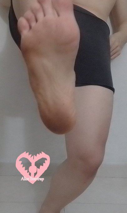 Time for some licking  ;3 #Femboy #feetworshi̇p #Feet #barefootnaked https://t.co/eG3wXwa432<a href="/tag/femboy"class="tags">#Femboy</a><a href="/tag/feetworshi%CC%87p"class="tags">#feetworshi̇p</a><a href="/tag/feet"class="tags"><span>#feet</span></a><a href="/tag/barefootnaked"class="tags"><span>#barefootnaked</span></a>