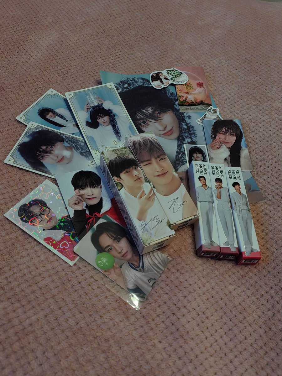 Спустя два месяца я получил свои разборы. ❤❤❤

Тинты от нацифик просто отпал. Я влюбился в них. ❤❤❤