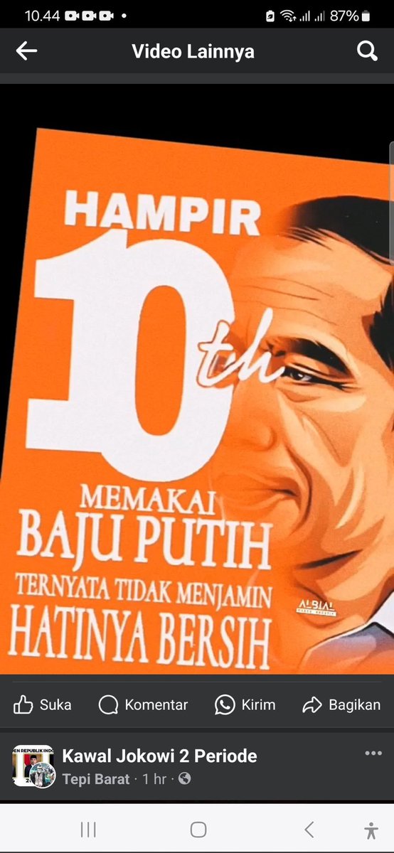 Siluman ular putih.