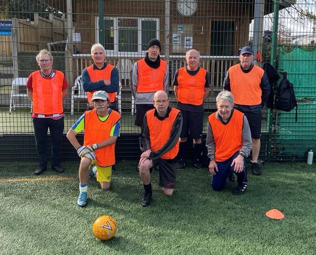 KNOW ANYONE SUFFERING WITH PARKINSONS WHO MISSES LIFE LIKE IT USED TO BE? GET THEM TO TRY PARKINSONS WALKING FOOTBALL - ITS A GAME CHANGER! ⚽ solihullfootballcentre.co.uk/single-post/pa… #parkinsonsuk #mentalhealth #WalkingFootball #solihullonthemove #advancedcolourcoatings #getactive
