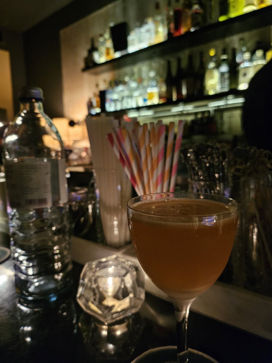 Derrnux's tweet photo. @bilalssk21 Naked &amp; Famous https://t.co/DFlFOB7p4J