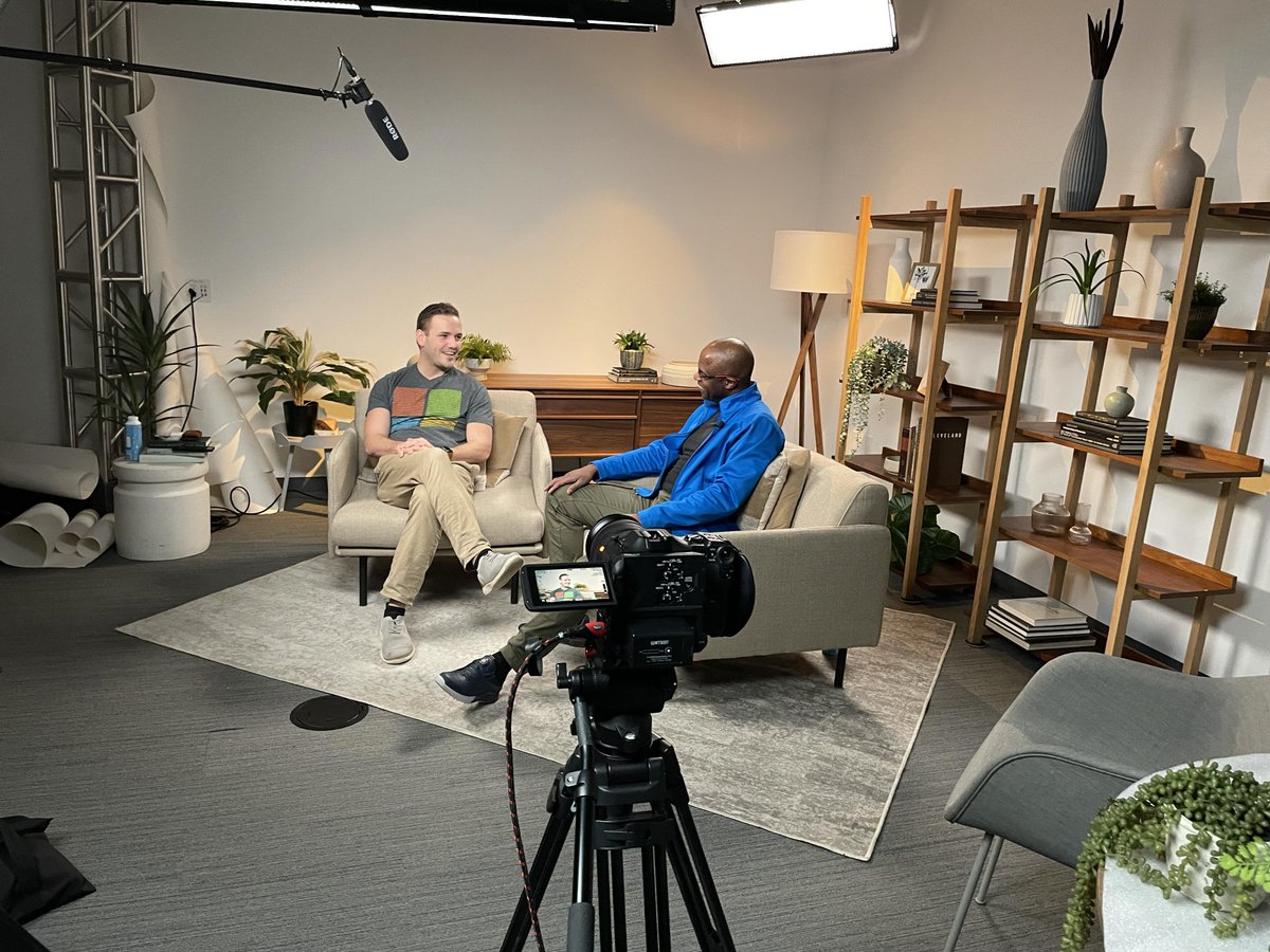 HoneycuttInc's tweet image. 🎥 Some #BTS of #WindowsintheCloud, filming on-site in Seattle. 🏙️ We love the change of scenery and face time with our #Microsoft colleagues. #filmproduction #videoediting #IT #techinsights