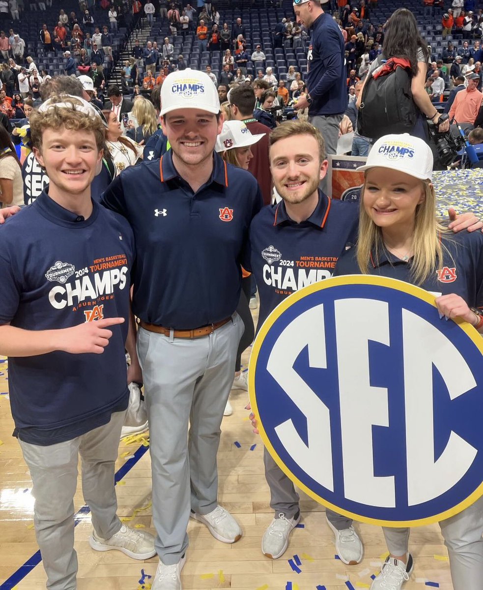 Auburn Men's Basketball Managers tweet media