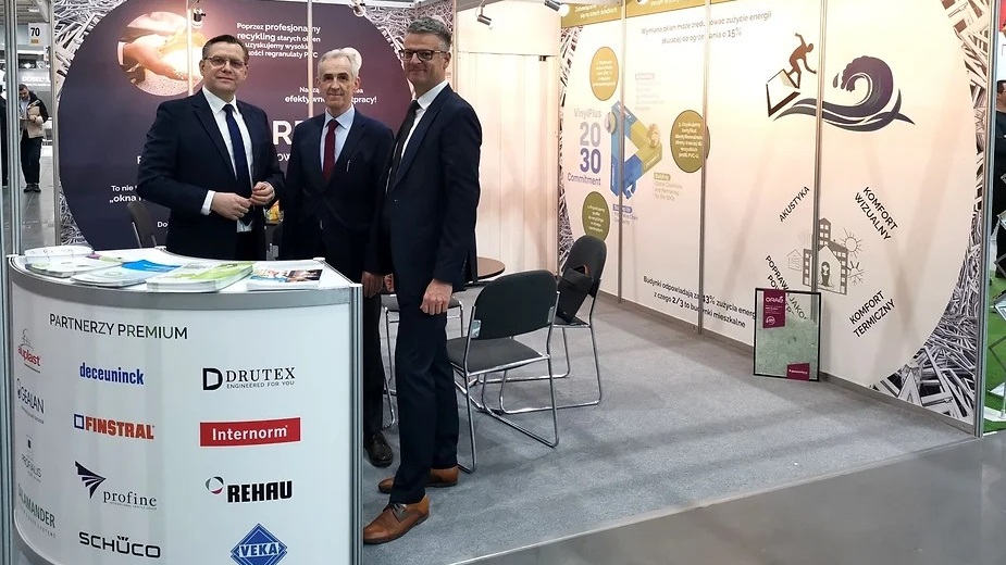 WinDoorExpert's tweet photo. 🟥 EPPA is delighted to shortly report about its successful participation in the BUDMA exposition in Poland. In the next week FENSTERBAU FRONTALE will take place in Nuremberg from March 19 to 22, 2024.
https://t.co/PsHJLApIJe
#PvcRecycling #EPPA #OKNOREC #Brussels https://t.co/5095ZhS6T0